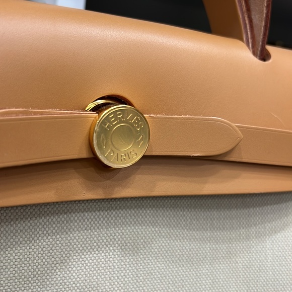 Hermes Vache Hunter Toile Herbag 31 PM Trench Gold - Picture 2 of 13